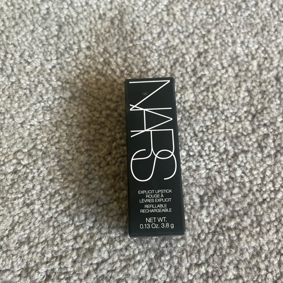 NARS Adulterous 💄 lipstick - Picture 9 of 9